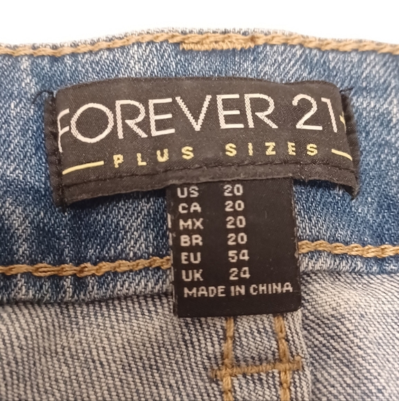 Forever 21 plus size jeans - Picture 1 of 3